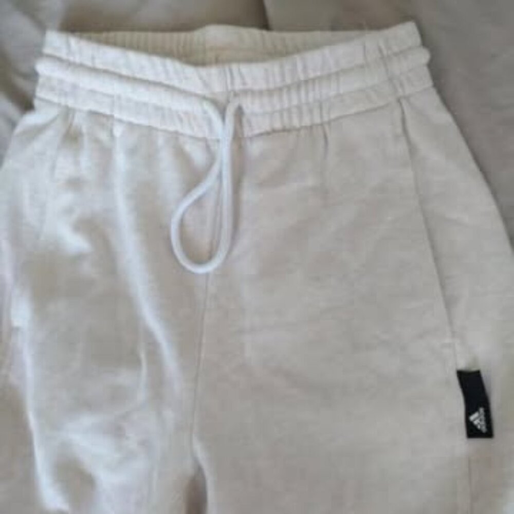 Adidas jogging lounge pants